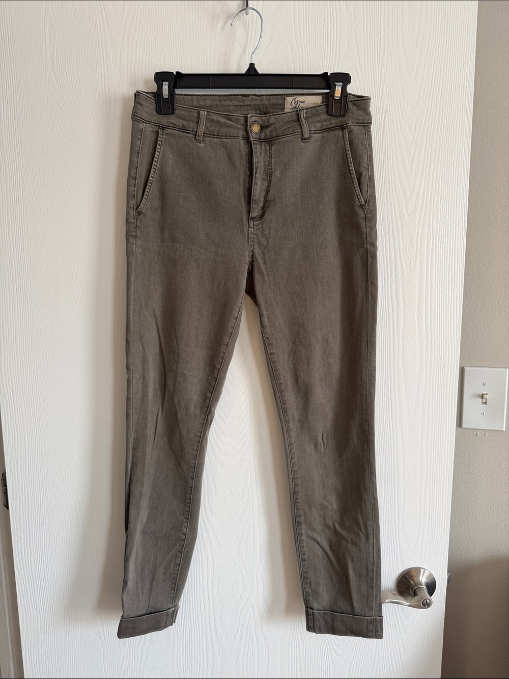 Cropped Ankle Pants in Olive - Unbranded